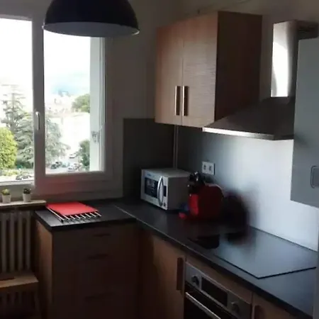 Apartamento One Bedroom In A Shared With Mountain View Grenoble